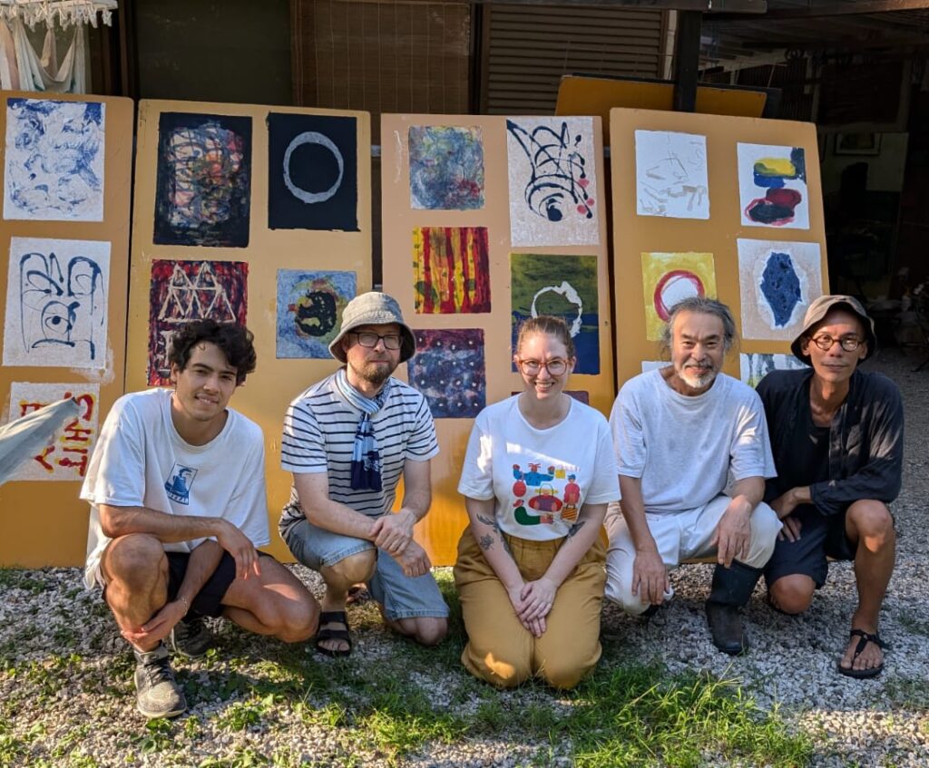 Yanai Tsuguo washi paper making workshop in japan with Shiro Oni Studio artists
